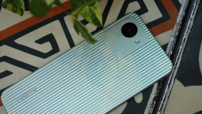 Harga realme C30 Semakin Murah, Hadir Bersama realme GT 2 Pro Paper Green